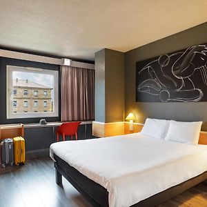 Kamer met een King Size Bed